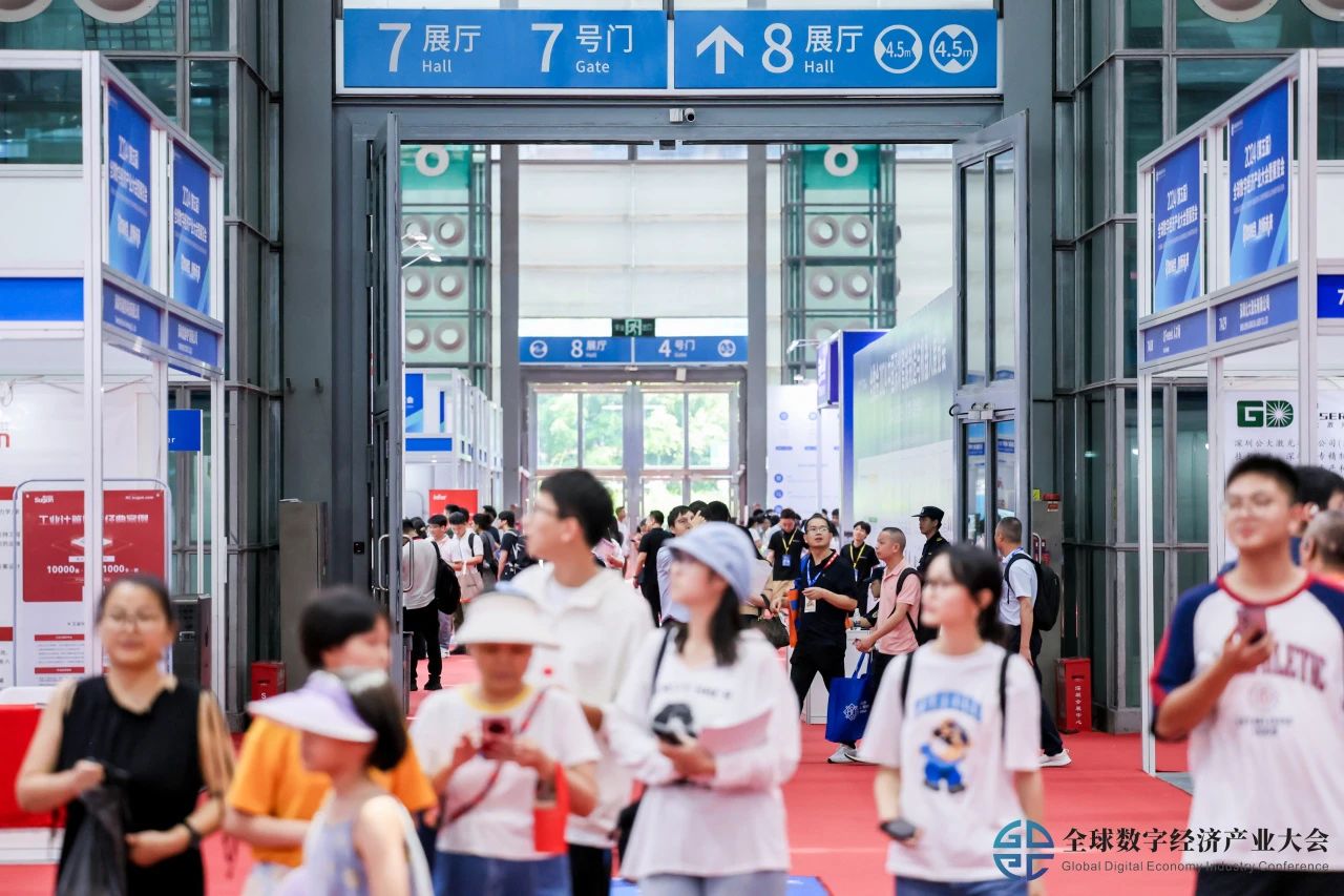 沛城科技储能BMS全场景解决方案闪耀“全数会-2024智慧光伏与储能盛会”(图2)